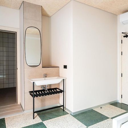 Lamia Bbk Women Hostel-Solo Mujeres بلباو المظهر الخارجي الصورة